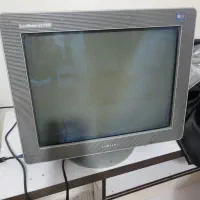 مانیتور سامسونگ سالم