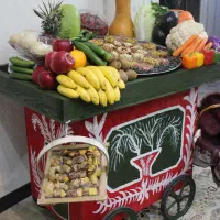 گاری شب یلدا. چرخ متحرک|صنایع دستی و سایر لوازم تزئینی|قم, دانش|دیوار