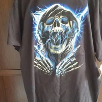 تیشرت مردانه|لباس|اندیشه, اندیشه فاز ۱|دیوار