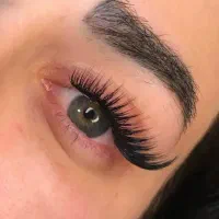 مدل برای کاشت مژه هیدن