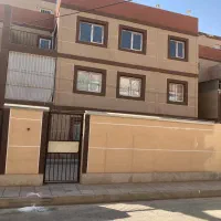 سهند ساران طبقه دوم خام روبه روی مترو