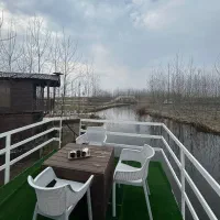 چشم انداز رودخانه وجنگل