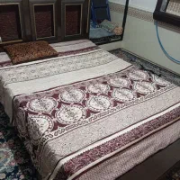 تخت و دراور در حد نو نو