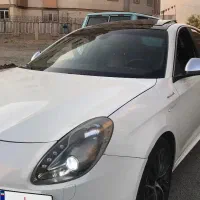 الفارومئو جولیتا 2015 فول