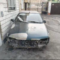 پژو ۴۰۵ مدل ۸۲ داخل کرم