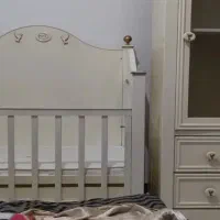 تخت و کمد کودک