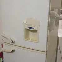 یخچال صنا