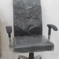 صندلی مدیریتی چرخ دار و جک دار