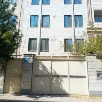 اپارتمان فول امکانات پارکینگ انباری طبقه اول