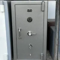 گاوصندوق خرم قد 120 عرض 65 عمق 65