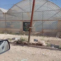 زمین و گل خانه