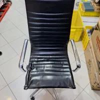 صندلی اداری چرخدار