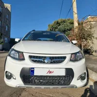 کوییک R سقف مشکی