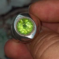 زبرجد درجه یک با رکاب دستساز