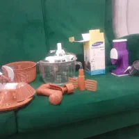 خردکن دستی و رنده دستی نو و فنجان