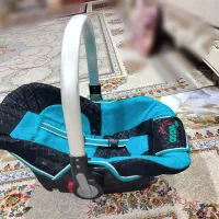 کریرهمراه با سایبان درحد ۶۰۰