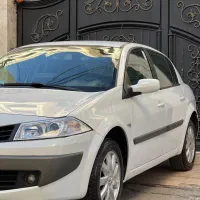 مگان مدل ۹۱ اتومات .5لکه اطراف رنگ دارد