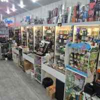 فروشنده حرفه ای در لوازم آرایشی