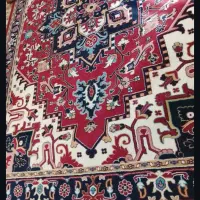 فرش ماشینی ۱ جفت در حد نو هست