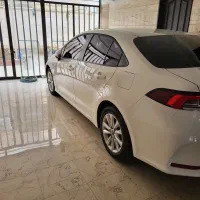 تویوتا کرولا ۱۸۰۰هیبرید