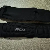 لباس و ساق بند کیک بوکسینگ