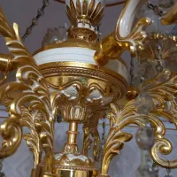 لوستر ۴شاخه کریستالی رنگ طلایی|لوستر و چراغ آویز|رشت, کوی مهر|دیوار