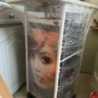 ترولی نو|آرایشگاه و سالن‌های زیبایی|دورود, |دیوار