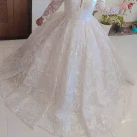 لباس سفید|لباس|یاسوج, |دیوار