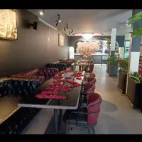 ویتر، سالن کار و کمک اشپز|استخدام خدمات فروشگاه و رستوران|کرج, گلشهر|دیوار