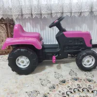 چهارچرخ زنجیردار به شکل تراکتور