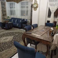 معاوضه فقط میز نهارخوری ۶ نفره در حد نو با 4نفره