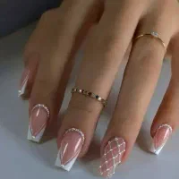 کاشت ناخون طلاب(ستایش)