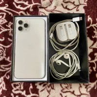 آیفون 11 pro 256 پلمپ لوازم کامل
