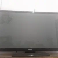 میز و تلویزیون