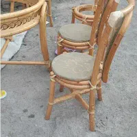 میز ناهار خوری.نیازمند پشت میز. ف ر و ش ن د.