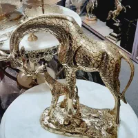 زرافه برنزبرنزی