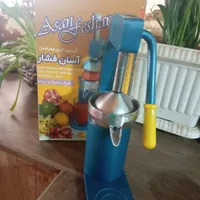 آبمیوه گیری دستی