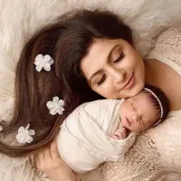 پرستار کودک و نوزاد خصوصی