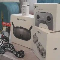فروس نئوکمبو،عینک گاگلز وکنترلر