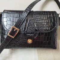 کیف زنانه چرم طبیعی طرح ورنی