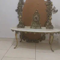آینه و شمعدان برنجی