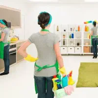 استخدام نظافتچی خانم