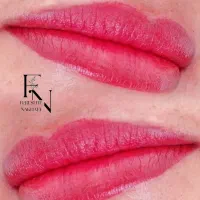 شیدینگ لب|خدمات آرایشگری و زیبایی|قائن, |دیوار