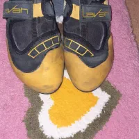 کفش صخره نوردی