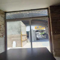 کارمند فروش سنگ