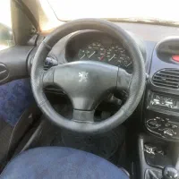 پژو۲۰۶نقره‌ای‌‌‌قابل‌معاوضه|خودرو سواری و وانت|تهران, شهرک طالقانی|دیوار