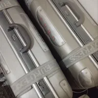 دو عدد چمدان سامسونت بزرگ قدیمی