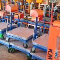 ترازو  دیجیتال چرخدار ۷۰۰ کیلو محک