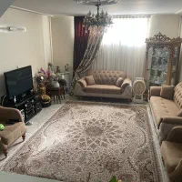 آپارتمان تک واحدی زیر همکف