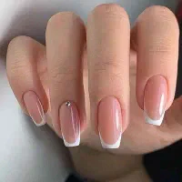 تخفیفات عیدانه خدمات و آموزش کاشت ناخن